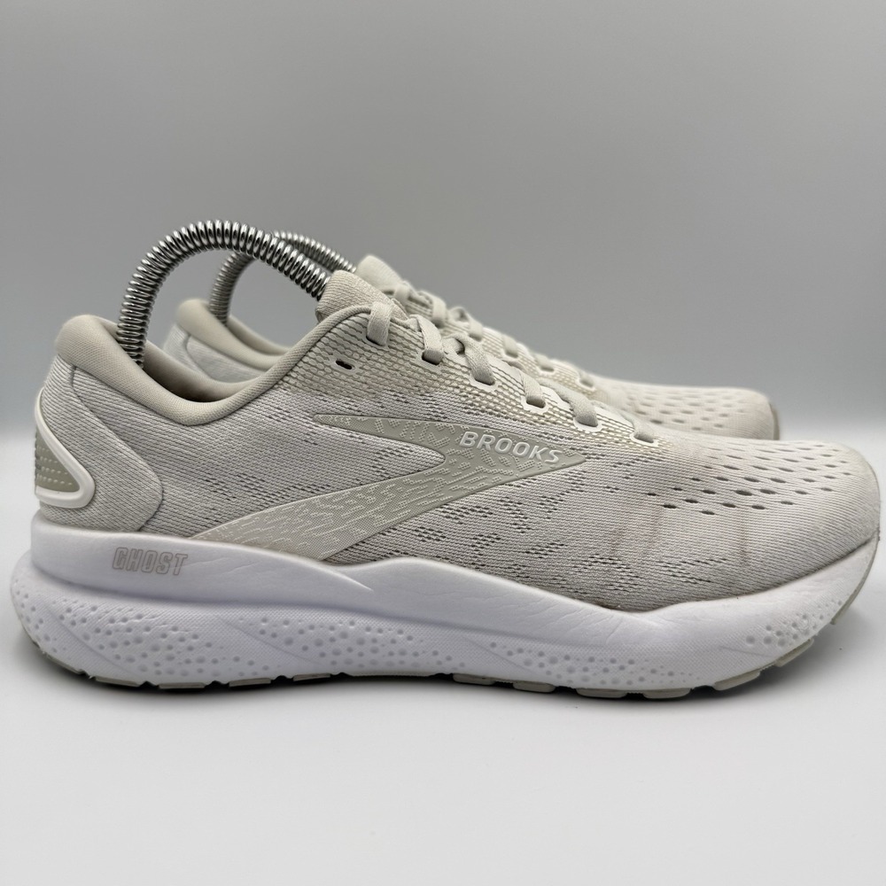Brooks Ghost 16 Women's Size 9 White Athletic Running Walking Shoes Sneakers